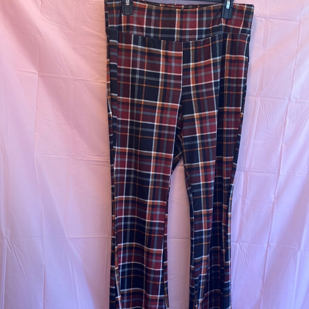 Plaid yoga pants